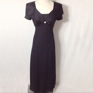 Cachet Portrait Collar Gown